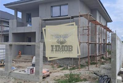 Casă cu 5 camere cu Teren 500 Mp în Șelimbăr