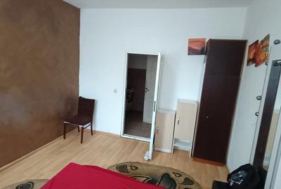 Garsonieră semidecomandată în Est - 2