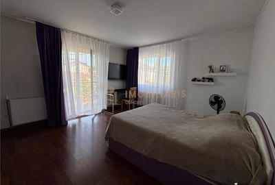 Casă cu 6 camere cu Teren 300 Mp în Central - 15