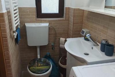 Apartament cu 3 camere semidecomandat în Central - 3