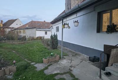 Casă cu 2 camere cu Teren 609 Mp în Central - 2