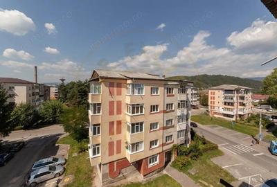Apartament la gri Campulung Muscel zona Grui - 10