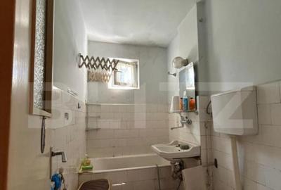 Apartament cu 4 camere, 82 mp, zona Dambu - 1