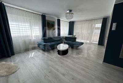 Apartament cu 3 camere decomandat, mobilat în Bună Ziua