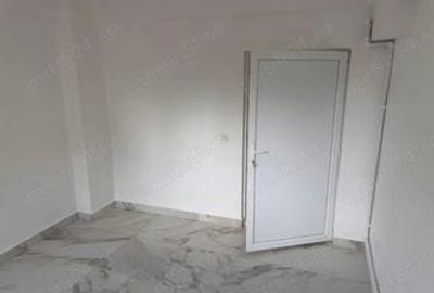 De închiriat apartament 2 camere Calea Călărași - 2