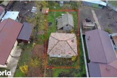 Casă cu 4 camere cu Teren 704 Mp în Dioști - 1