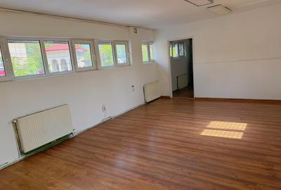Spațiu comercial, de 42 mp, în 13 Septembrie - 3