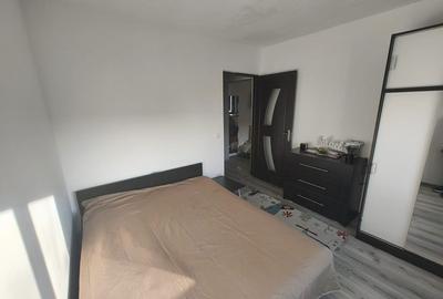 Apartament cu 3 camere semidecomandat în Sud - 2