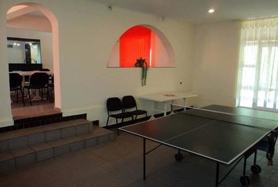 Casă cu 9 camere în Valea Mare - 9