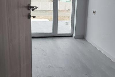 Apartament cu 3 camere decomandat în Moșnița Nouă - 2