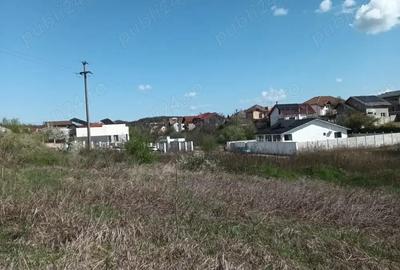 Teren de 1374 mp, în Central