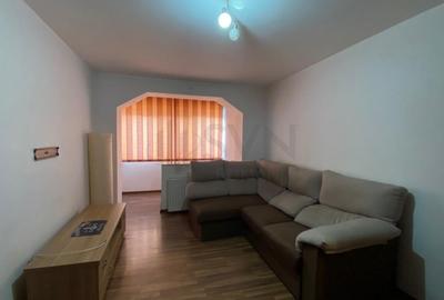 Apartament cu 2 camere semidecomandat, mobilat în Giulești
