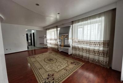 Apartament cu 3 camere decomandat în Cug - 2