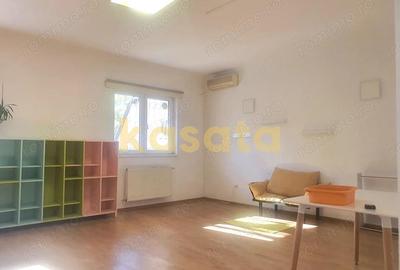 Casă cu 6 camere cu Teren 220 Mp în Central - 14