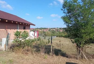 Teren de 2600 mp, în Silagiu - 4