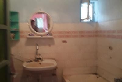 Casă cu 4 camere cu Teren 1130 Mp în Uivar - 2