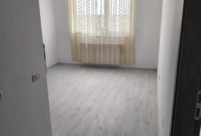 Garsonieră decomandată în Roșu - 10