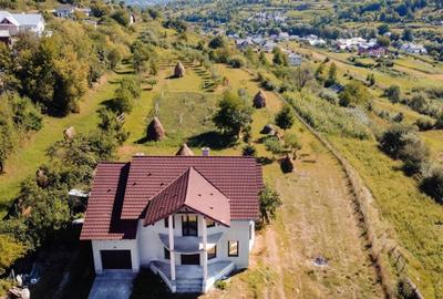 Casă cu 4 camere în Maieru - 8