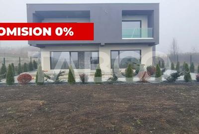 Casă individuală cu 4 camere cu Teren 490 Mp în Piața Cluj