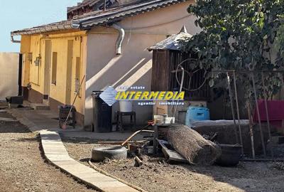 Casa veche cu Anexe I Teren 1313 mp I Lancram I Ideala pentru investitie I - 1