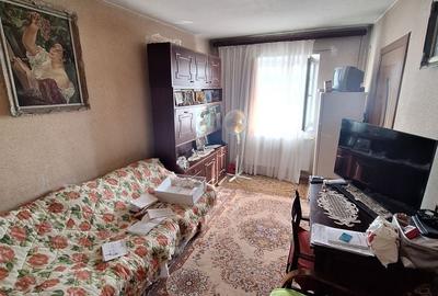 Apartament cu 3 camere în Traian - 8