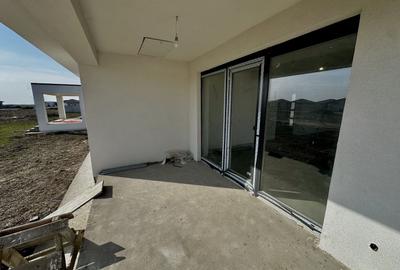 Casă individuală cu 4 camere cu Canalizare în Sântandrei - 10