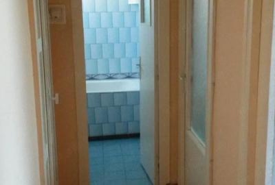 Apartament cu 3 camere semidecomandat în Central - 2