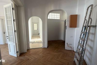 Apartament cu 4 camere decomandat în Calea Călărașilor - 5