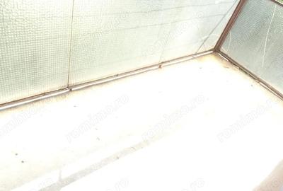 Apartament cu 3 camere decomandat în Micro 15 - 2