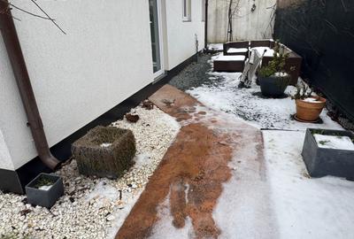 Casă individuală cu 3 camere cu Canalizare în Est - 15