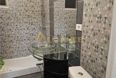 Apartament cu 3 camere decomandat, mobilat în Metalurgiei - 10