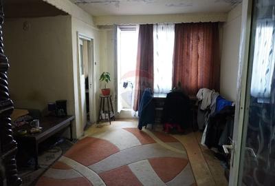 Garsoniera luminoasa si bine compartimentata, - 5