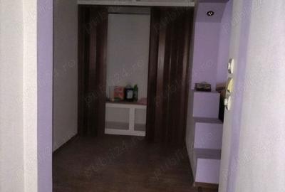 Apartament cu 3 camere decomandat în Central - 3