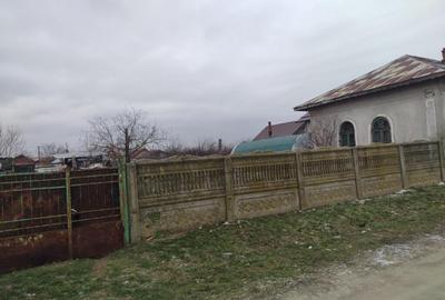 Teren de 1080 mp, în Coșoveni - 6