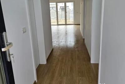 Casă cu 3 camere în Moșnița Nouă - 6