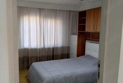 Apartament cu 3 camere decomandat în Central - 4