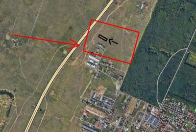 Teren de 4000 mp, în Central