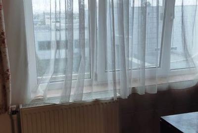 Garsonieră decomandată, mobilată în Industrială - 7