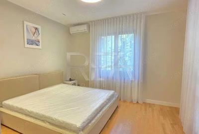 3 camere Renovat Zona Capitale, Strada Roma - 1