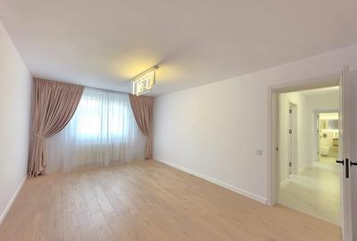 Apartament cu 2 camere decomandat în Noua