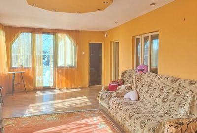 Casă cu 6 camere cu Teren 1341 Mp în Frumușani - 2