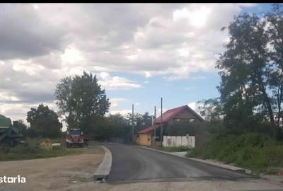 Teren de 400 mp, în Malu Mare