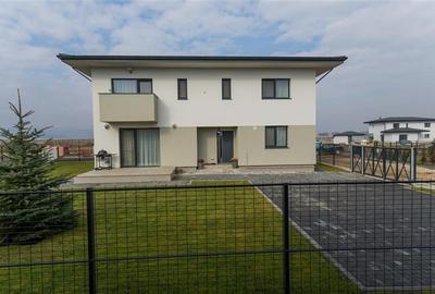 Casă individuală cu 4 camere în Exterior Est