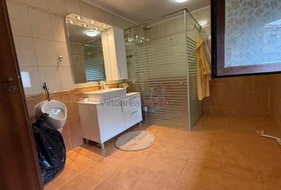 Casă individuală cu 5 camere cu Canalizare în Otopeni - 8