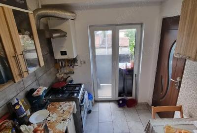 Apartament cu 3 camere decomandat în Central - 2