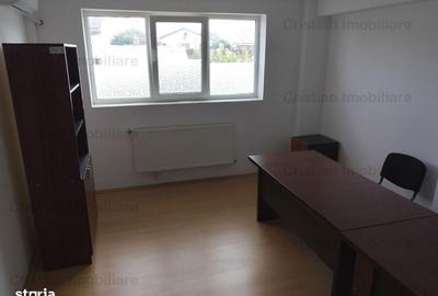 Spațiu comercial, de 1,000 mp, în Central - 4