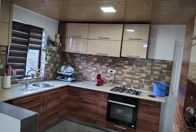 Casă cu Teren 880 Mp în Nișcov - 4