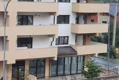 Spațiu comercial, de 63 mp, în Central - 6
