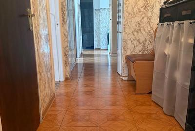 Apartament cu 3 camere decomandat în Tineretului - 14