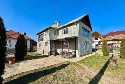 Casă cu Teren 2500 Mp în Central - 10